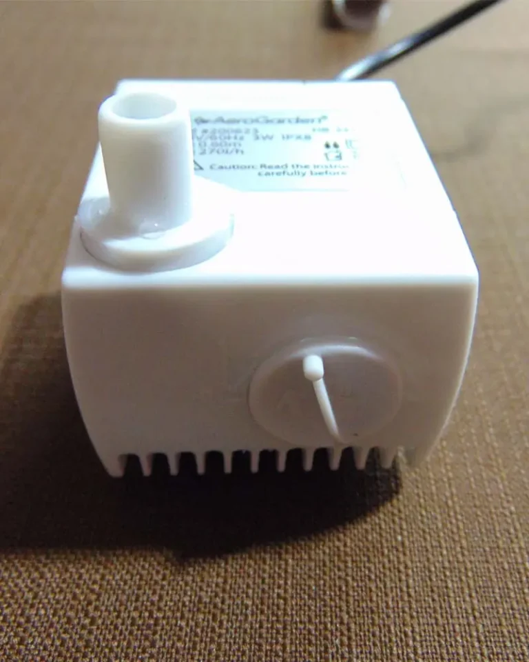 How to Clean, Fix, and Replace Your Desktop Hydroponic Pump